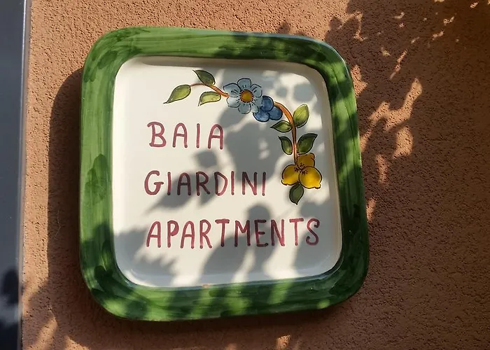 Baia * Giardini-Naxos