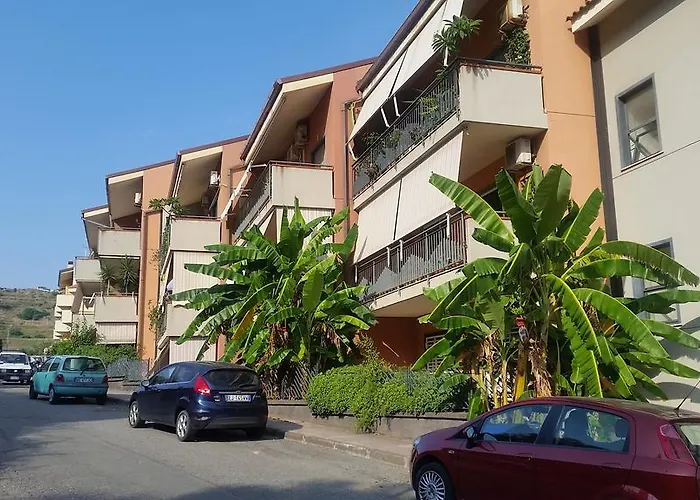 Baia Apartment Giardini-Naxos